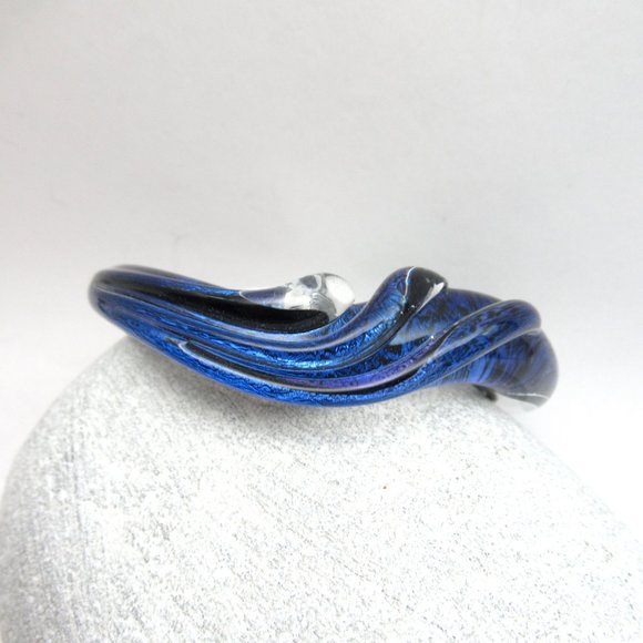 Blue Dichro Glass cuff bracelet - Picture 7 of 12